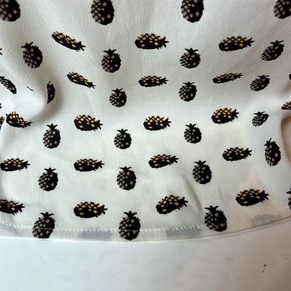 🍍ANN TAYLOR PINEAPPLE SHORT SLEEVE SCOOP NECK TOP SIZE EXTRA SMALL PETITE🍍 - Picture 10 of 16